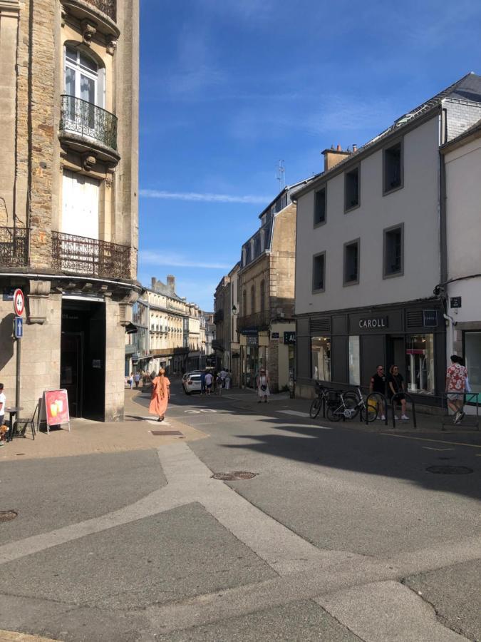 Au Coeur De Vannes - Vue Sur Les Remparts - 2 Ch Luaran gambar